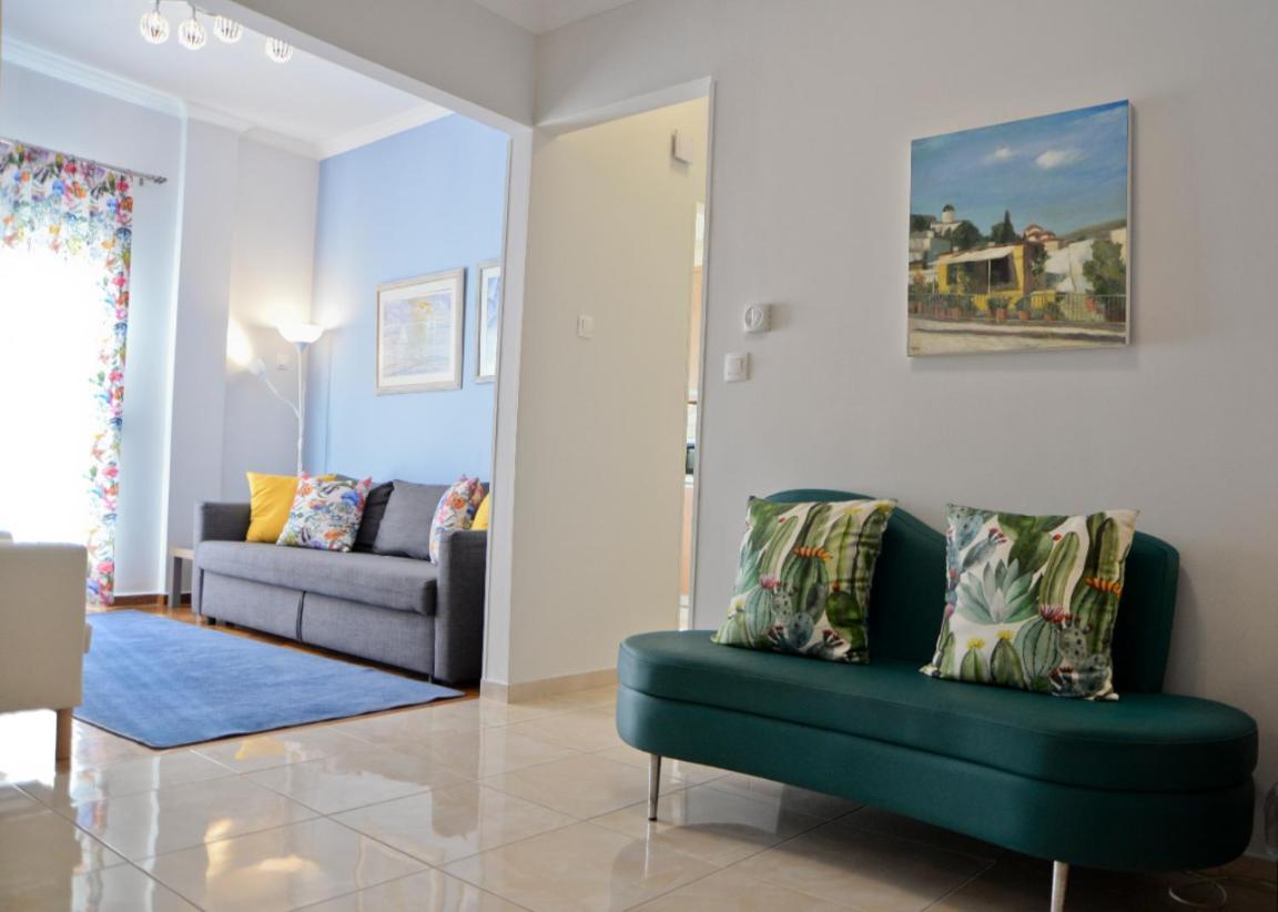Meros - Athenian Residencies * Ateny
